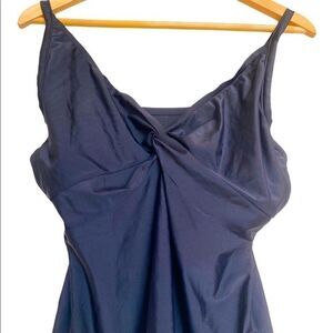 h2oh black flattering tankini swim top